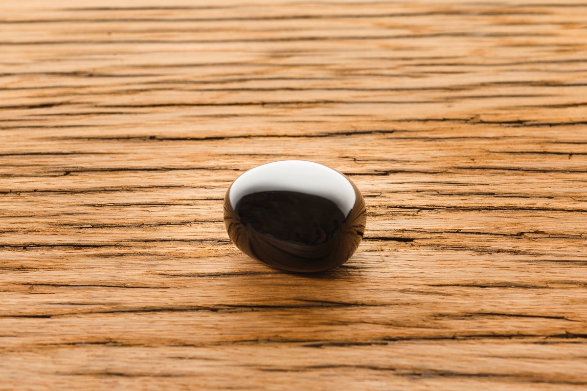 Real vs. Fake Obsidian Stone