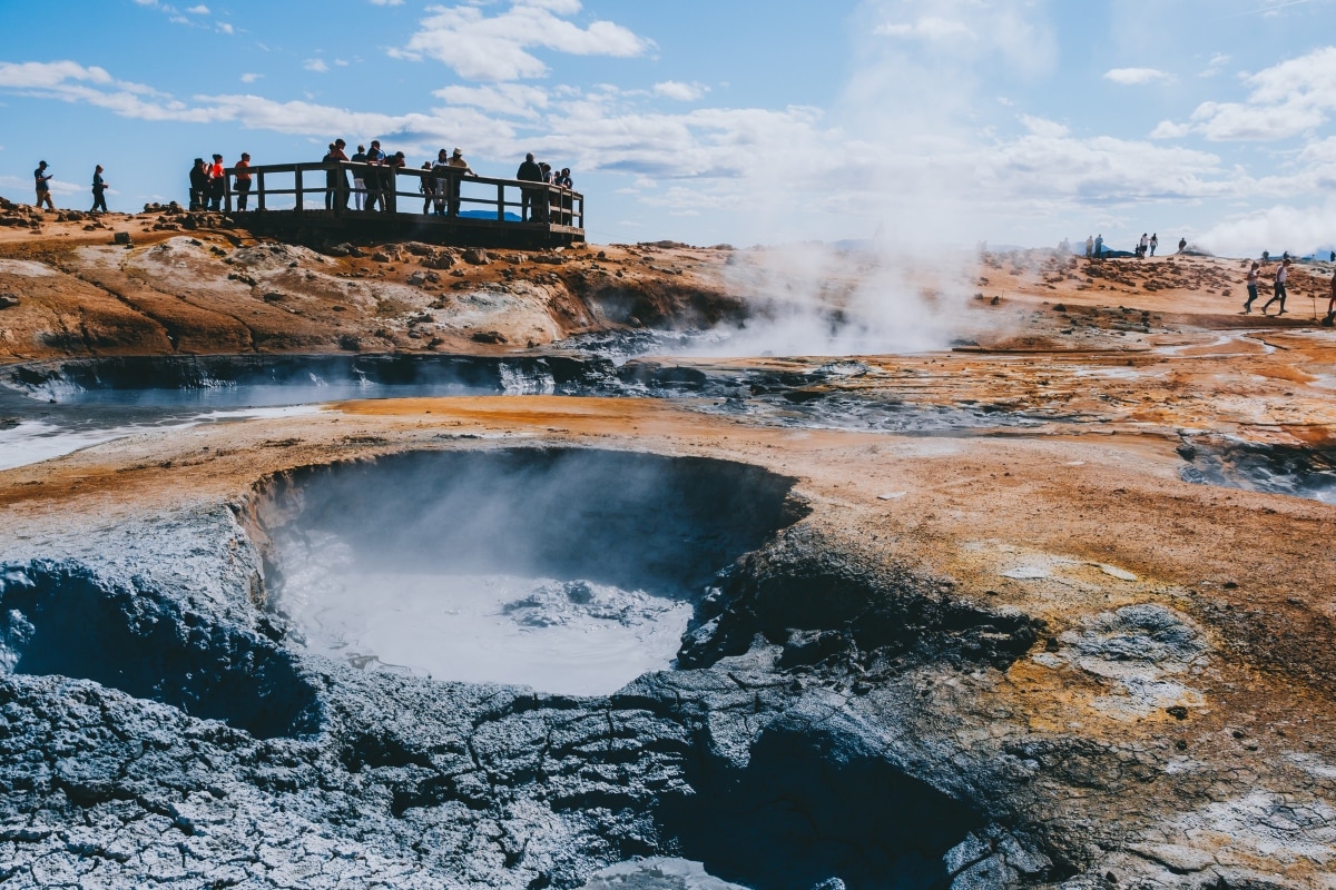 What is the Relationship Between Geology and Geography?